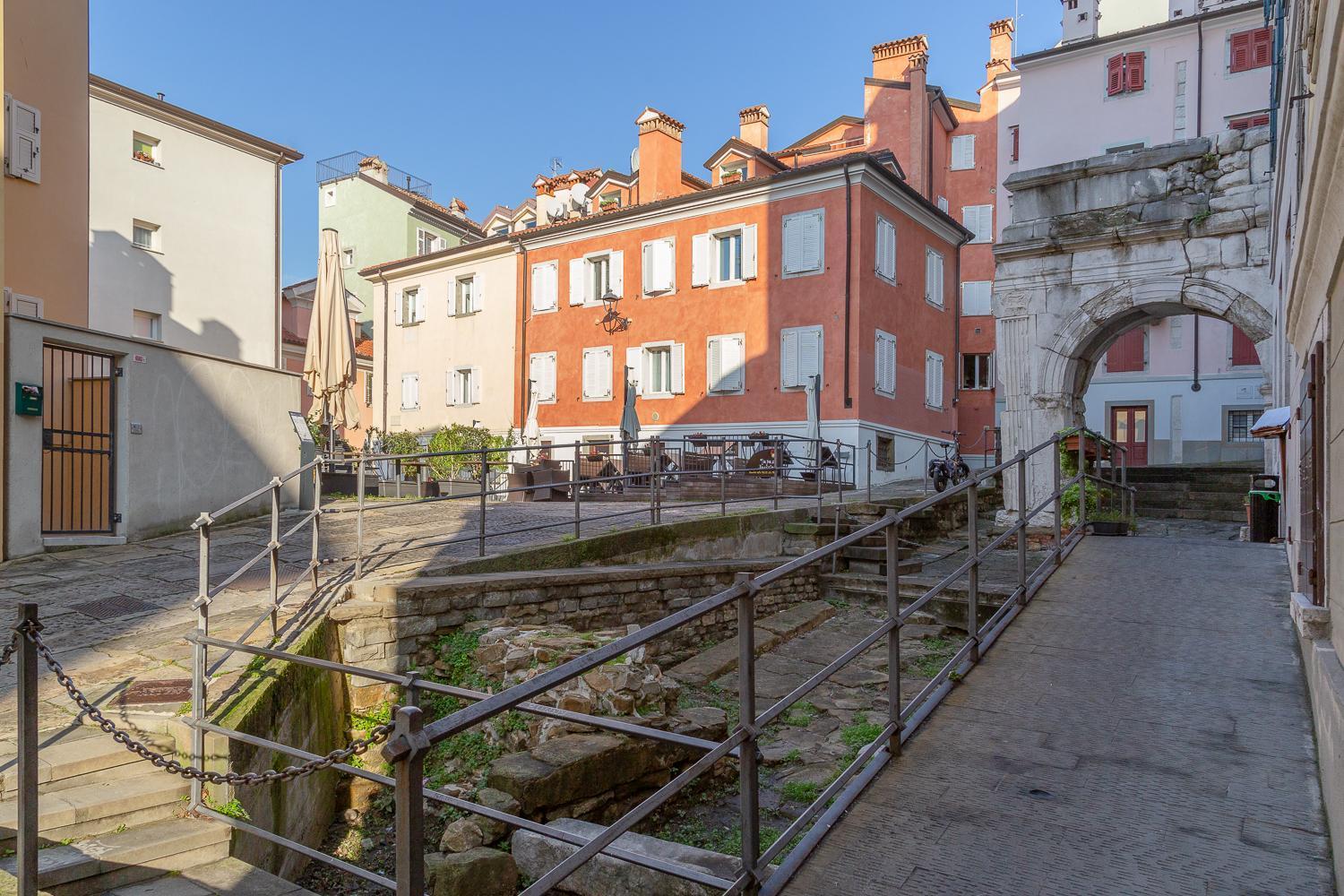 Penelope In Centro Storico Apartment Triest